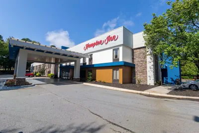 Photo 2 - Hampton Inn Atlanta/Peachtree City