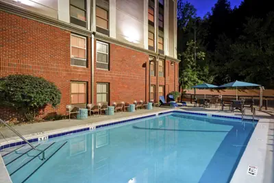 Photo 5 - Hampton Inn Atlanta-Mall Of Georgia