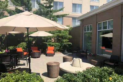 Photo 2 - Hilton Garden Inn Addison