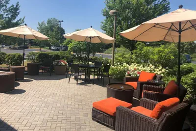 Photo 3 - Hilton Garden Inn Addison