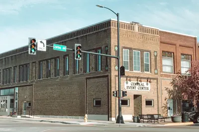 Photo 5 - Inn On Central