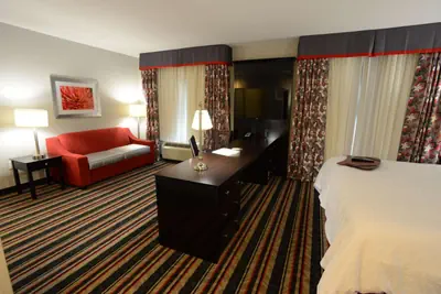 Photo 4 - Hampton Inn & Suites Albany at Albany Mall