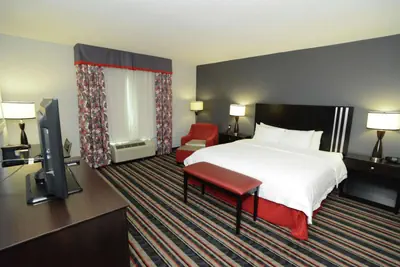Photo 5 - Hampton Inn & Suites Albany at Albany Mall