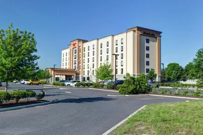Photo 2 - Hampton Inn Neptune