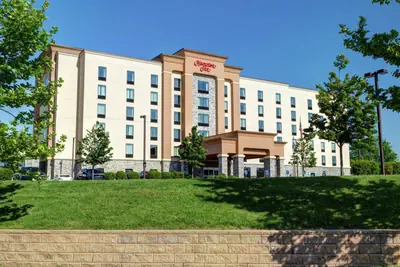 Photo 4 - Hampton Inn Neptune