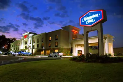 Photo 2 - Hampton Inn Jasper, AL