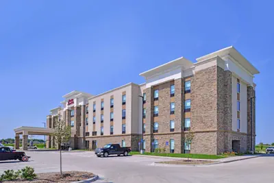 Photo 2 - Hampton Inn and Suites Altoona-Des Moines by Hilton