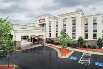 Photo 2 - Hampton Inn & Suites Wilson I-95