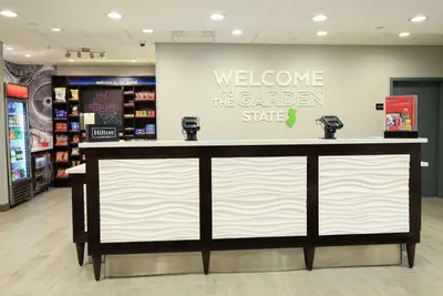 Photo 3 - Hampton Inn & Suites Mount Laurel/Moorestown