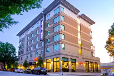 Photo 4 - Hampton Inn & Suites Atlanta Decatur/Emory