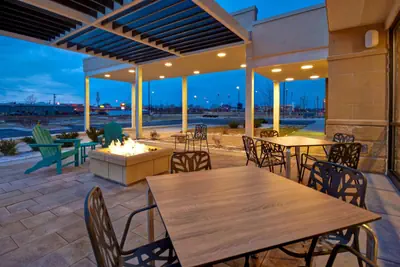 Photo 4 - Home2 Suites By Hilton Bowling Green, Oh