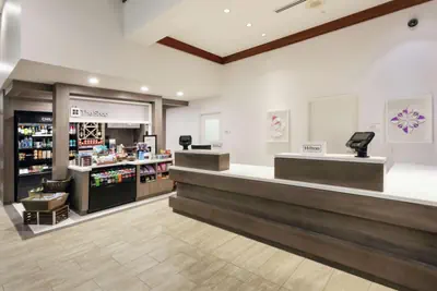 Photo 5 - Hilton Garden Inn Evanston