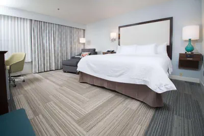 Photo 5 - Hampton Inn Tiffin