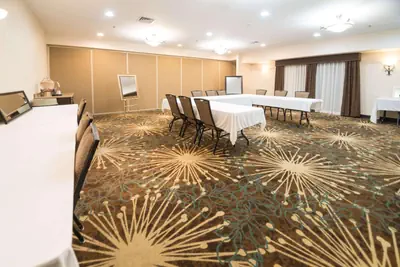 Photo 4 - Hampton Inn Tiffin