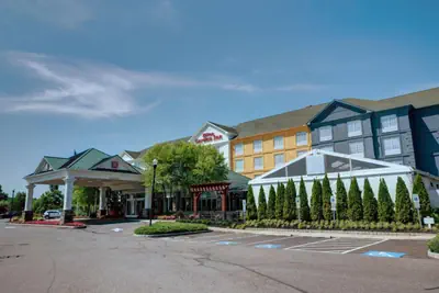 Photo 2 - Hilton Garden Inn Hamilton