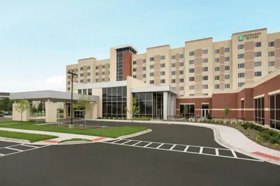 Photo 2 - Embassy Suites by Hilton Chicago Naperville