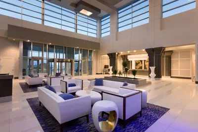 Photo 4 - Embassy Suites by Hilton Kansas City Olathe