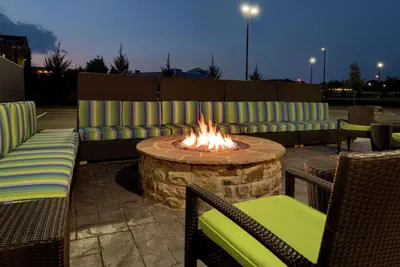 Photo 2 - Home2 Suites by Hilton Atlanta South/McDonough