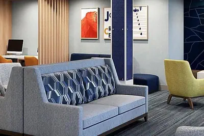 Photo 2 - Holiday Inn Express & Suites Alton St Louis Area by IHG