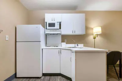 Photo 2 - Extended Stay America Suites - Kansas City - Overland Park - Quivira Rd