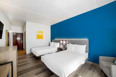 Photo 3 - Comfort Inn Asheville Airport