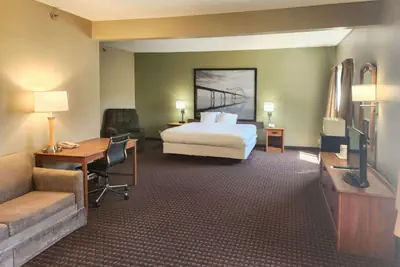 Photo 4 - MainStay Suites LeClaire - Quad Cities