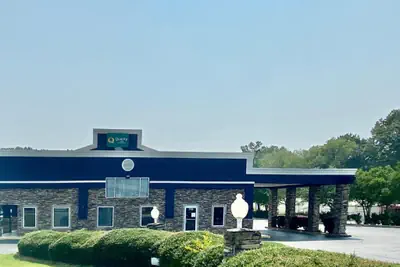 Photo 3 - Quality Inn Greenwood Hwy 25
