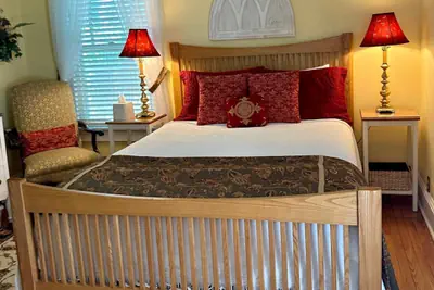 Photo 5 - Red Rocker Inn