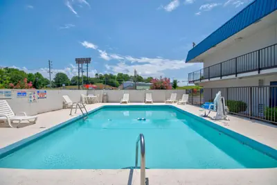 Photo 4 - Motel 6-Russellville, AR