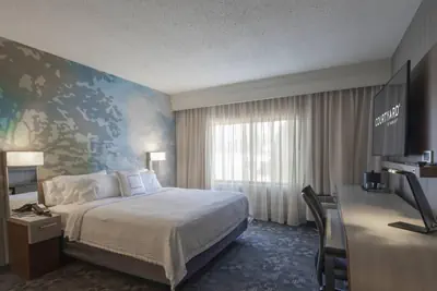 Photo 5 - Courtyard by Marriott Cleveland Willoughby