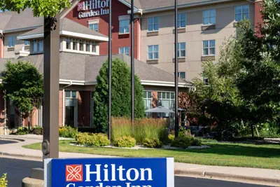 Photo 2 - Hilton Garden Inn Rockford