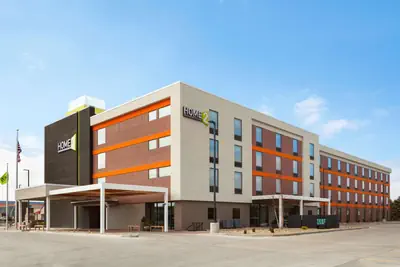 Photo 2 - Home2 Suites by Hilton Champaign/Urbana
