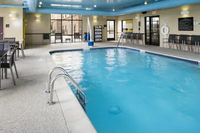Photo 3 - Hampton Inn & Suites Toledo-Perrysburg