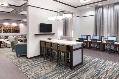 Photo 5 - Hampton Inn & Suites Chicago North Shore