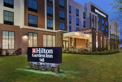 Photo 4 - Hilton Garden Inn Madison Huntsville Airport