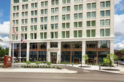 Photo 2 - Doubletree By Hilton Youngstown Downtown