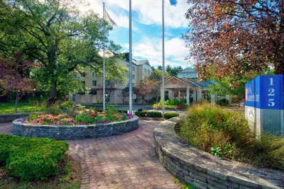 Photo 2 - Hilton Garden Inn Saratoga Springs
