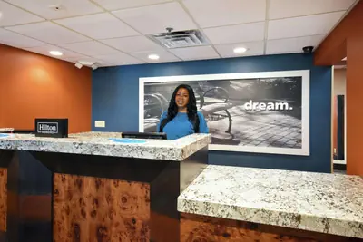 Photo 5 - Hampton Inn Auburn