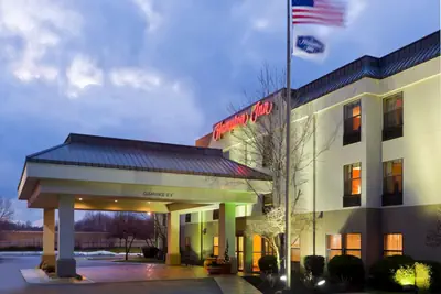 Photo 3 - Hampton Inn Akron-Fairlawn