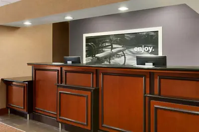 Photo 4 - Hampton Inn Akron-Fairlawn