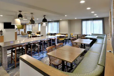 Photo 4 - Fairfield Inn Greensboro Airport