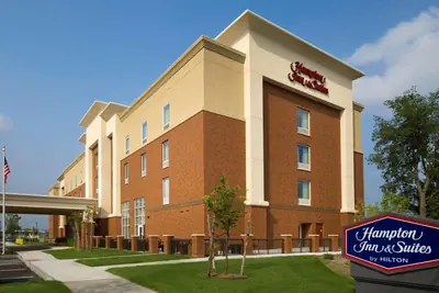 Photo 2 - Hampton Inn & Suites Syracuse/Carrier Circle
