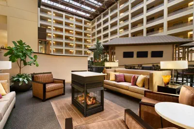 Photo 5 - Embassy Suites by Hilton Chicago North Shore Deerfield
