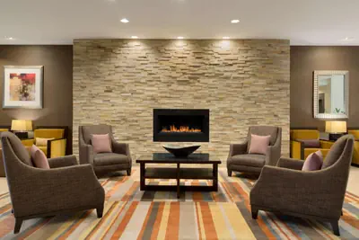 Photo 4 - Embassy Suites by Hilton Chicago North Shore Deerfield