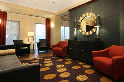 Photo 5 - Hampton Inn Champaign/Urbana