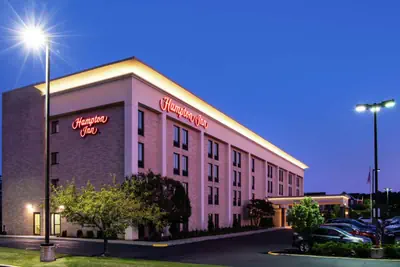 Photo 3 - Hampton Inn Cleveland-Solon