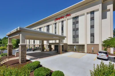 Photo 3 - Hampton Inn Charlotte North Lake Norman