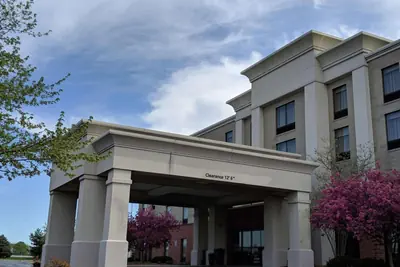Photo 3 - Hampton Inn & Suites Cincinnati-Union Centre