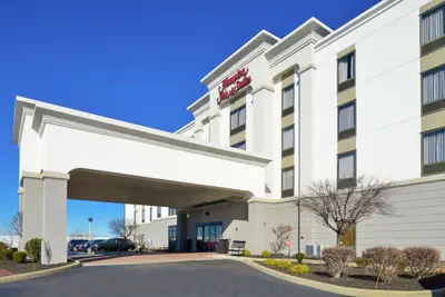 Photo 3 - Hampton Inn & Suites Wilmington