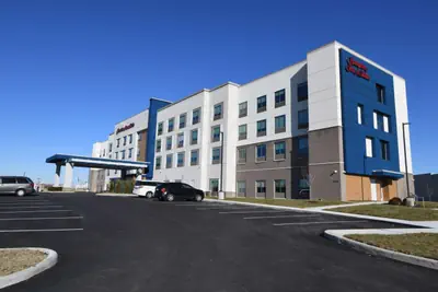 Photo 3 - Hampton Inn & Suites Cincinnati Liberty Township